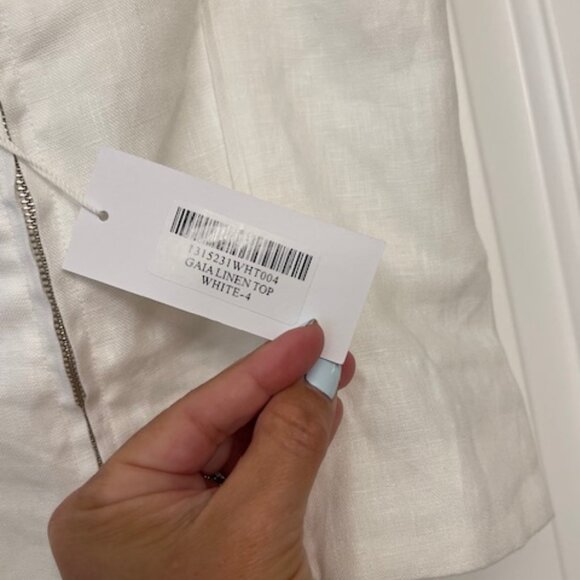 SOLD OUT ONLINE - NWT Reformation Gaia Linen Top in white size 4 - Picture 6 of 7